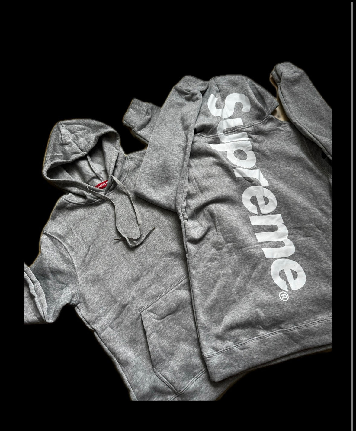 SUPREME Sweatshirt